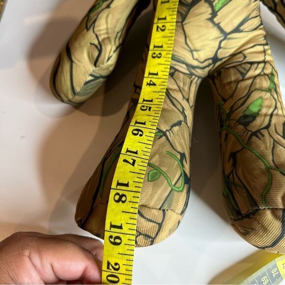 Guardians of the Galaxy 19 inches Baby Groot Plush - Picture 4 of 4